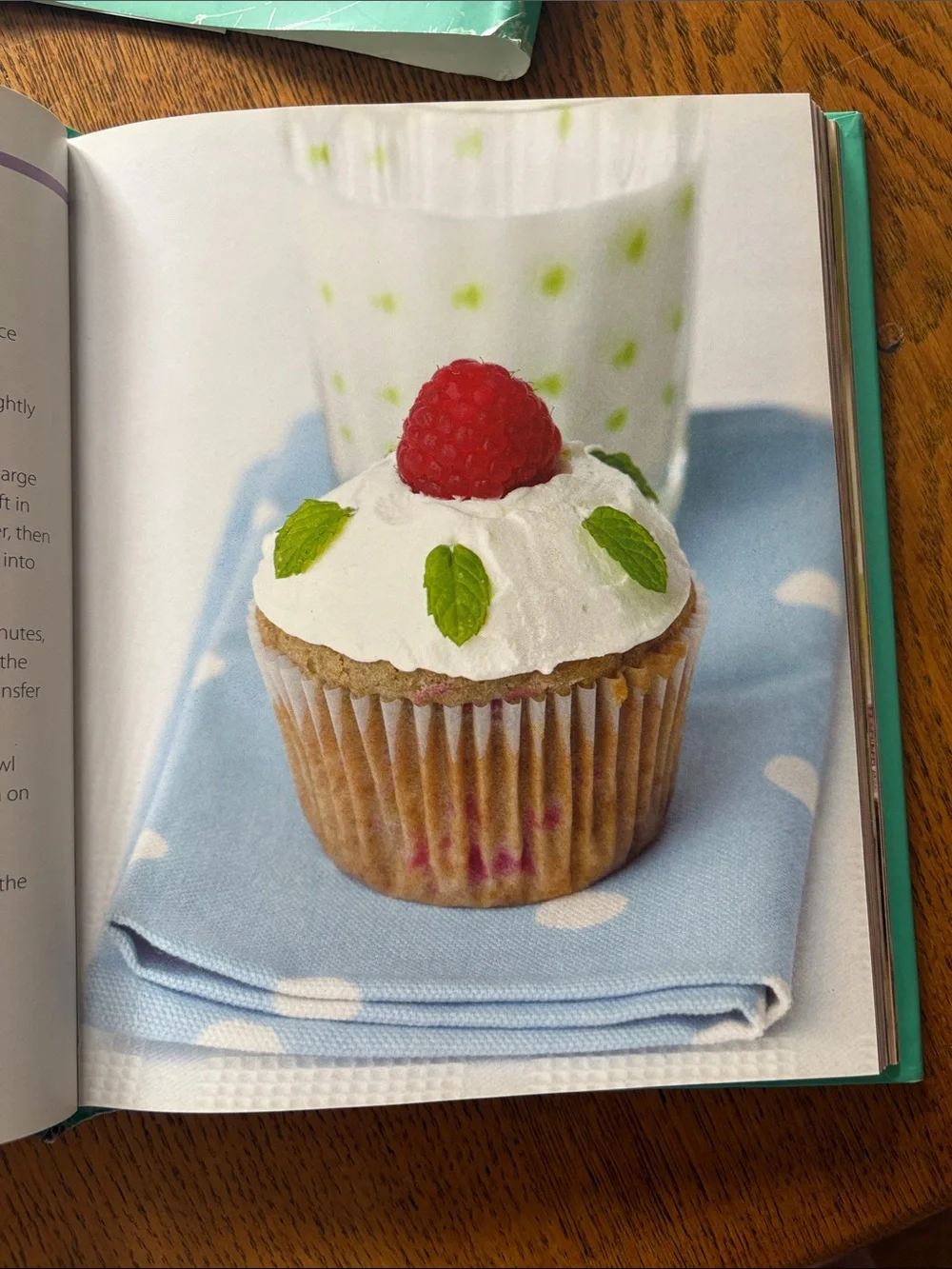 Cupcakes...Made Simple Cookbook